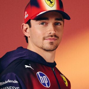 Șapca Leclerc Scuderia Ferrari F1™ ediție limitată China 2026