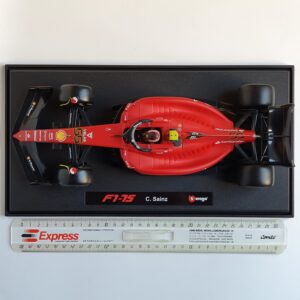 Masina Ferrari F1-75 Sainz, scara 1:18 Bburago